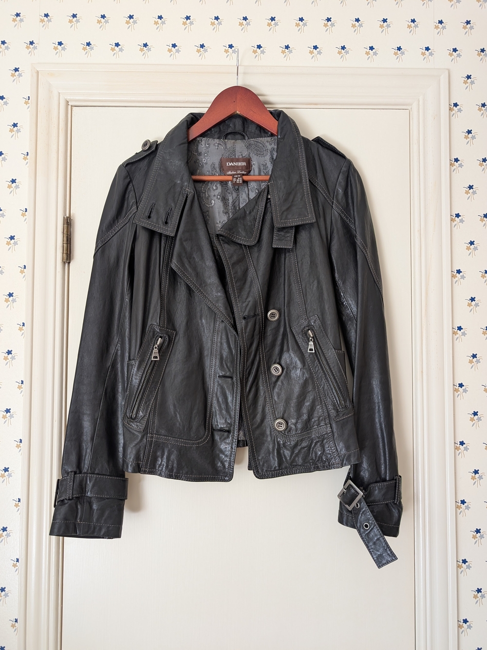 Vintage Danier Black Leather Biker Jacket for Women
